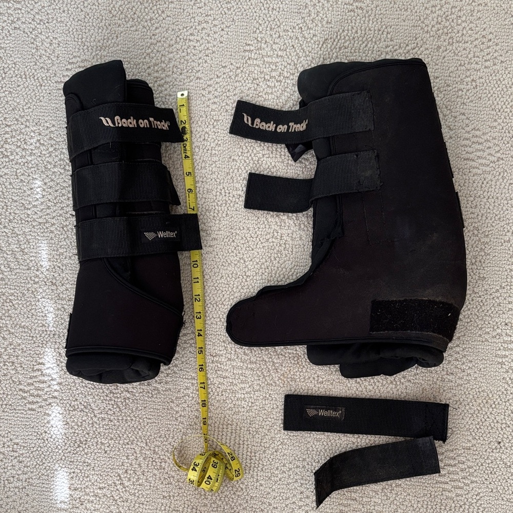 Back on Track Royal Deluxe quick wraps, Black Leg Wraps, horse